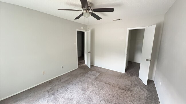 4504 Hunt Cir Killeen, TX 76543 photo 2