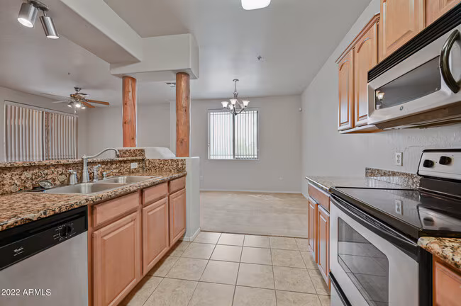 2155 N Grace Blvd Chandler, AZ 85225 photo 3