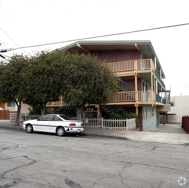 116 San Luis Ave photo 2