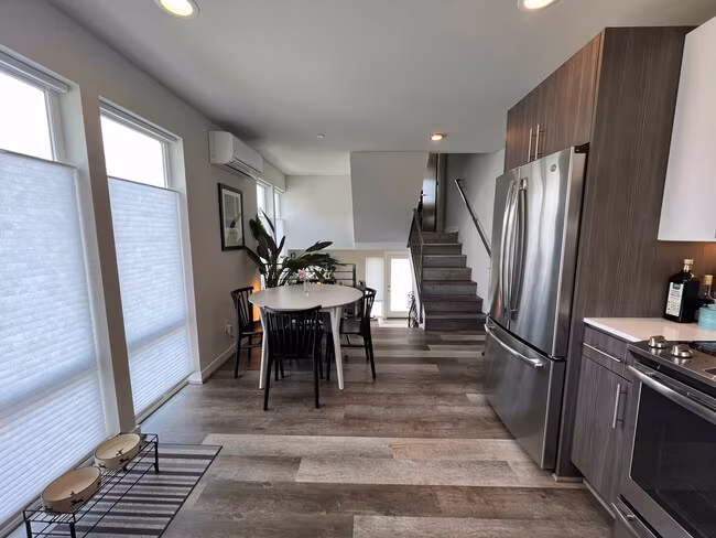 6251 8th Avenue Northwest, Seattle, WA 98107 photo 5