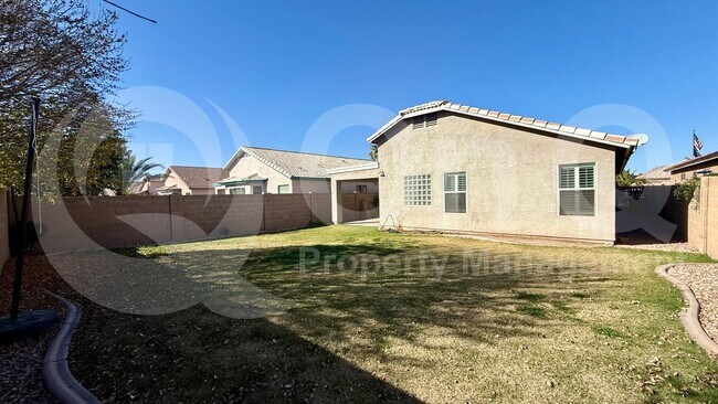 1355 E Cottonwood Rd San Tan Valley, AZ 85140 photo 4