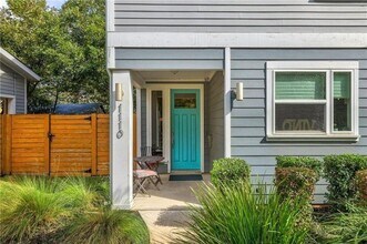 1110 Concordia Ave photo 4