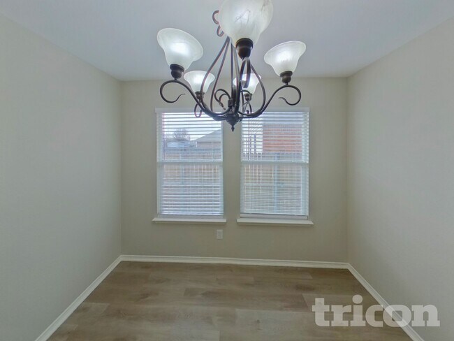 1317 Gayle Street, Burleson, TX 76028 photo 5