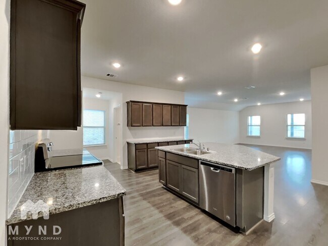4101 Black Canyon Drive, Forney, TX 75126 photo 5