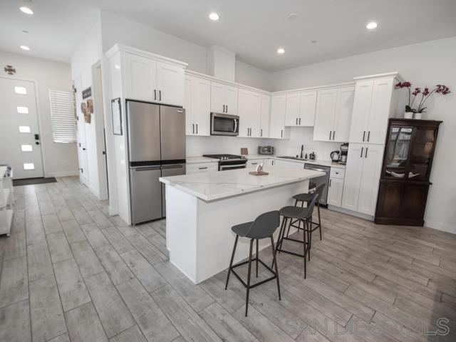253 Dahlia Ave Imperial Beach, CA 91932 photo 3