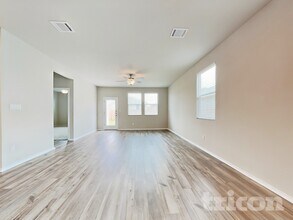 3524 Stride Lane, Georgetown, TX 78626 photo 3
