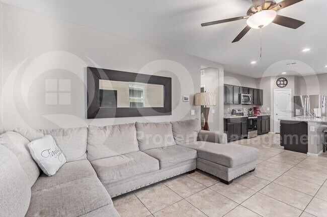 36606 W Santa Monica Ave Maricopa, AZ 85138 photo 4