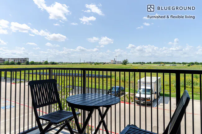 3801 N A W Grimes Blvd Round Rock, TX 78665 photo 4