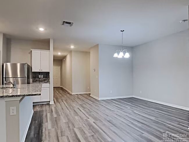 14352 Gunsight Pass San Antonio, TX 78253 photo 2