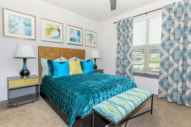 2799 Skyview Downs Drive, Houston, TX 77047 photo 4