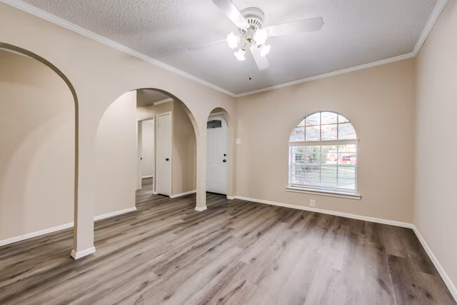 532 Billie Ruth Lane, Hurst, TX 76053 photo 4