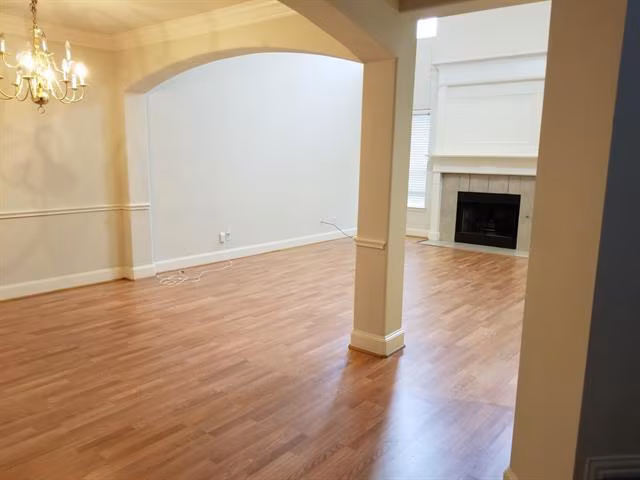 535 Poplar Lane, Irving, TX 75063 photo 3