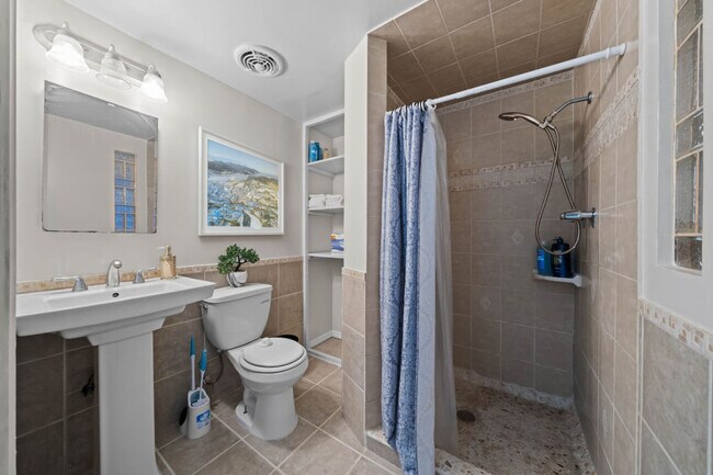 10150 Sierra Madre Rd Spring Valley, CA 91977 photo 4