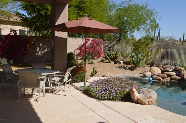9255 E Broken Arrow Dr Scottsdale, AZ 85262 photo 3