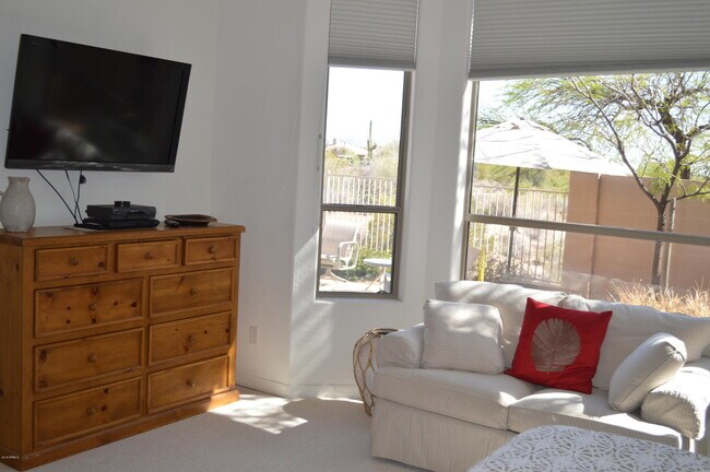 9255 E Broken Arrow Dr Scottsdale, AZ 85262 photo 4