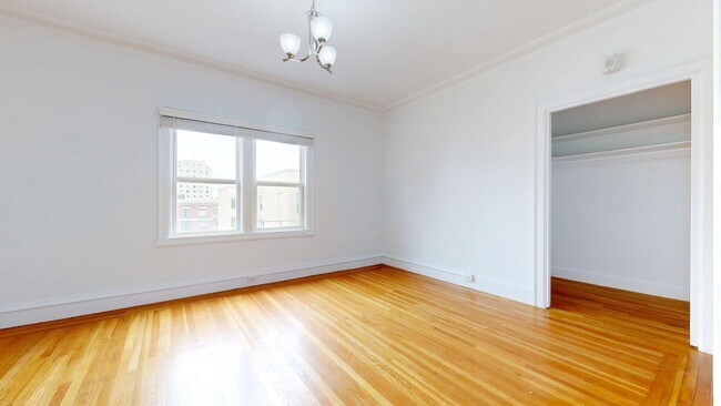 1053 Bush St San Francisco, CA 94109 photo 2