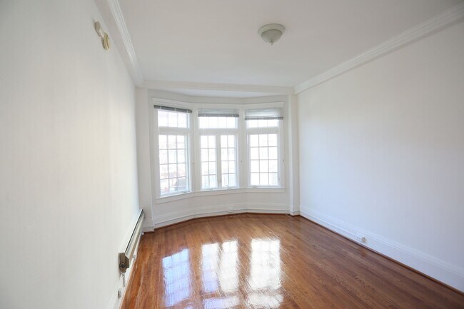 1235 Bush St San Francisco, CA 94109 photo 3