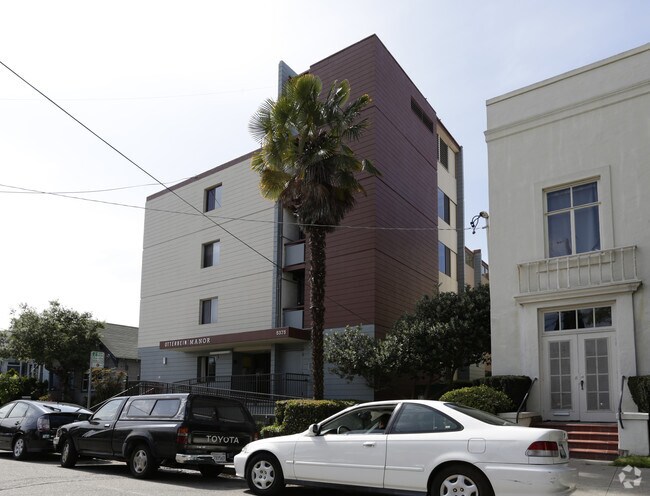 5371 Manila Avenue, Oakland, CA 94618 photo 2