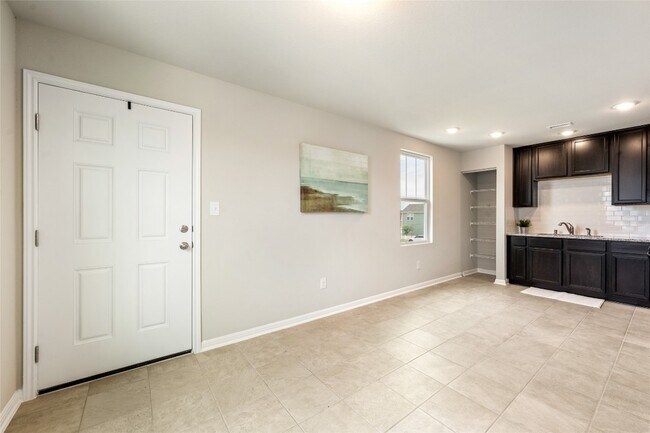 1500 Arbor Knot Dr Kyle, TX 78640 photo 5