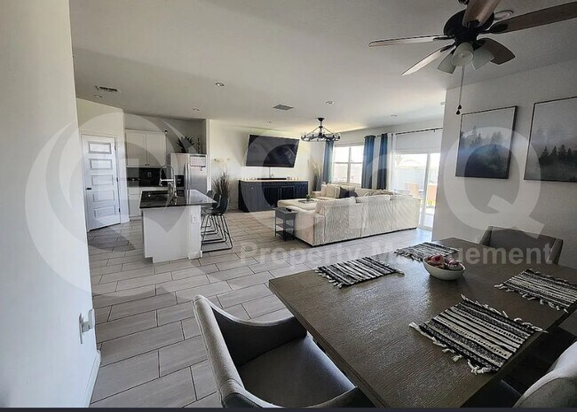 10334 S Desert Vw Dr Apache Junction, AZ 85120 photo 3