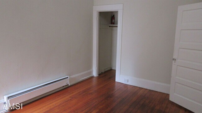 1333 Lyon St San Francisco, CA 94115 photo 5