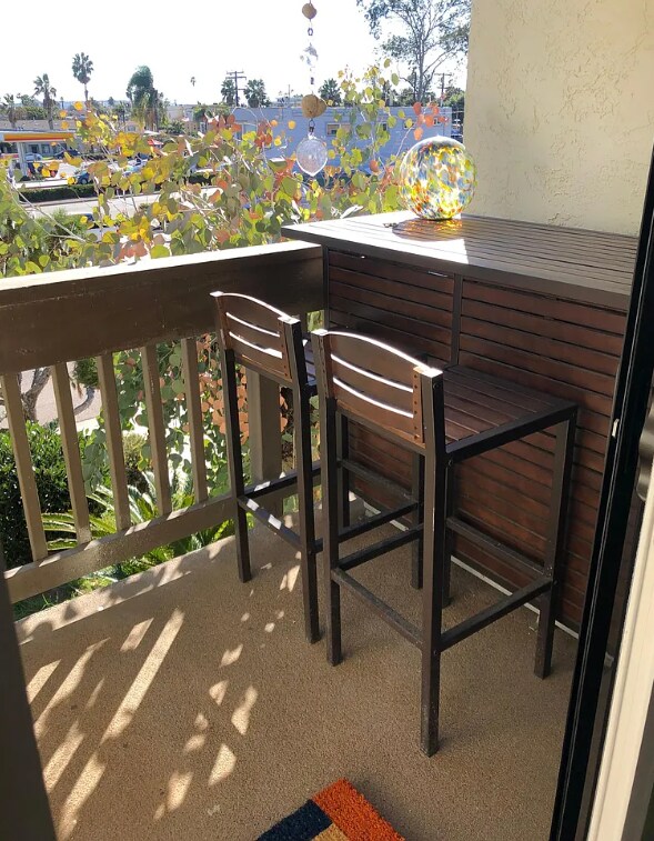 2080 Hornblend St San Diego, CA 92109 photo 3