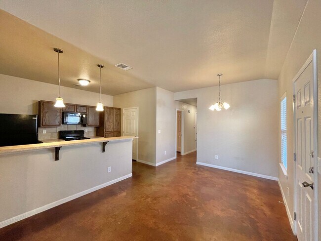 928 Maplewood Dr Harker Heights, TX 76548 photo 4