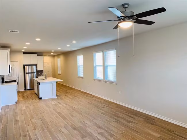1709 Adobe Walls Way Austin, TX 78725 photo 5