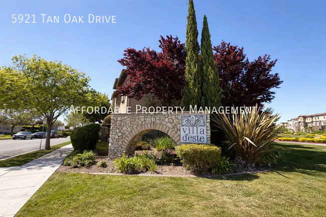 5921 Tan Oak Drive, Fremont, CA 94555 photo 3