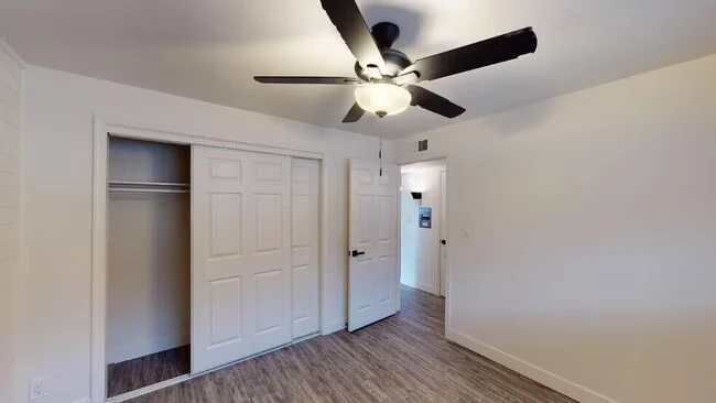 4525 N 74th St Scottsdale, AZ 85251 photo 3