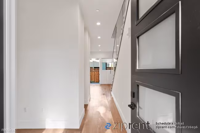 395 Curtner Avenue, Palo Alto, CA 94306 photo 5