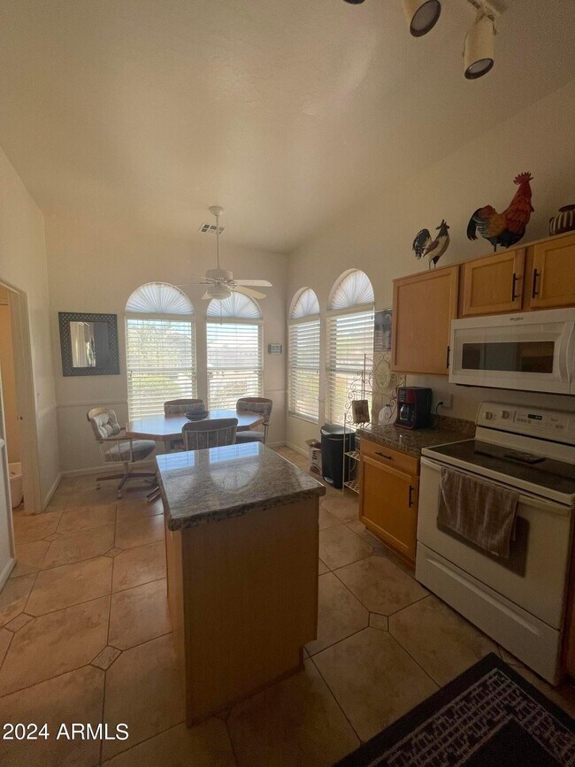23086 W Arrow Dr Buckeye, AZ 85326 photo 3