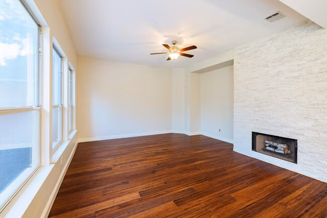 1006 Tallow Trail Cedar Park, TX 78613 photo 4