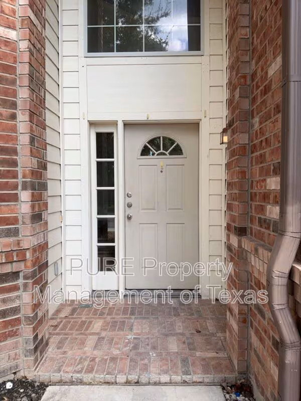 20700 Silverbell Lane, Pflugerville, TX 78660 photo 2