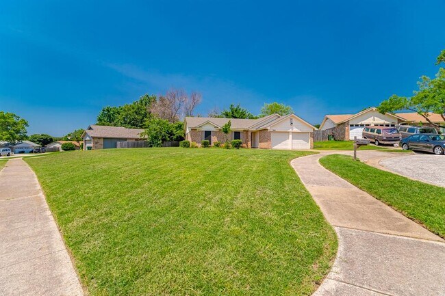 3609 Palomino Drive, Arlington, TX 76017 photo 2