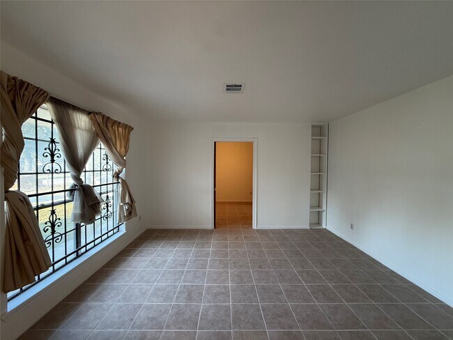 7325 Ley Road, Houston, TX 77028 photo 3