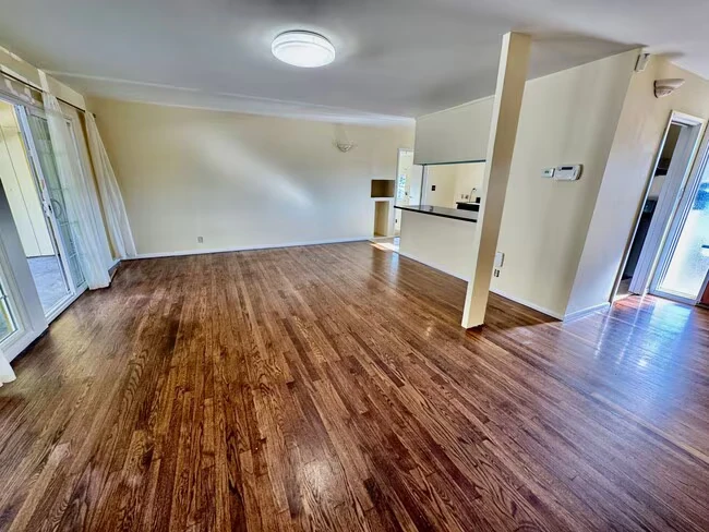 4367 Nelson Dr Richmond, CA 94803 photo 2