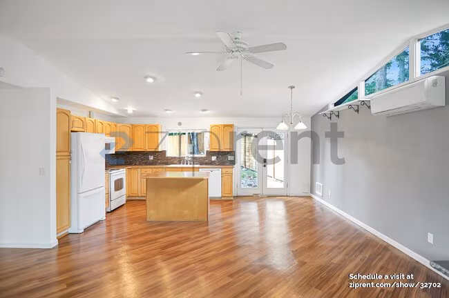 5528 180th Street Southwest, Lynnwood, WA 98037 photo 3