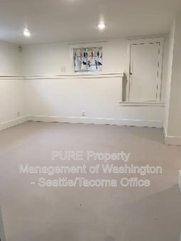 2BD/1BA Garden Apartment Minutes from the Lake photo 3