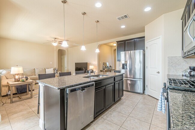 8510 Meri Leap San Antonio, TX 78251 photo 4