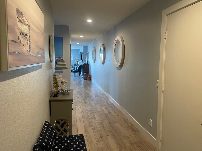 4705 Marina Dr Carlsbad, CA 92008 photo 5