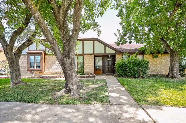 19226 Plantain Drive, Katy, TX 77449 photo 3