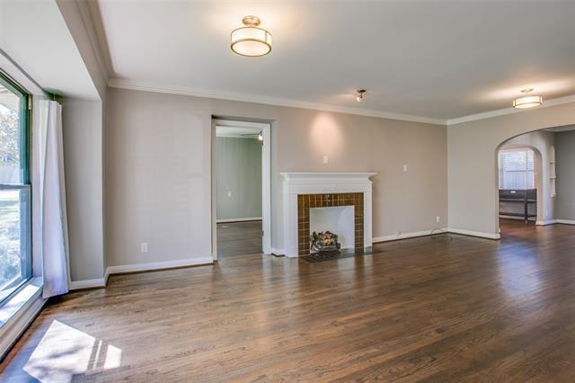 2051 Marydale Drive, Dallas, TX 75208 photo 5