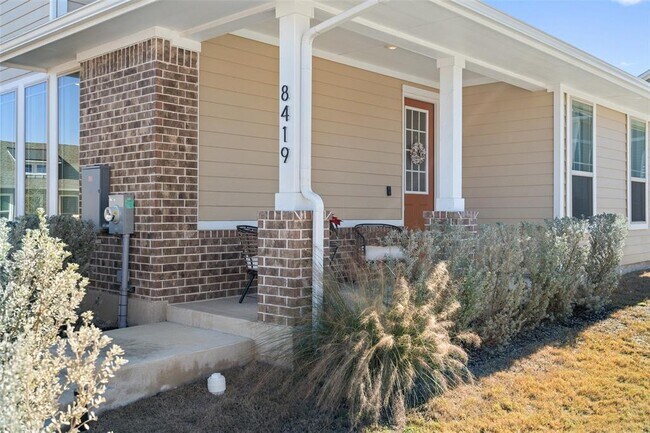 8419 Laughlin Lane, Austin, TX 78744 photo 3