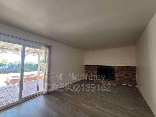 1325 Canterbury Dr Fairfield, CA 94533 photo 3
