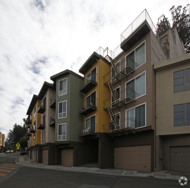 Corbett Avenue Apartments photo 3