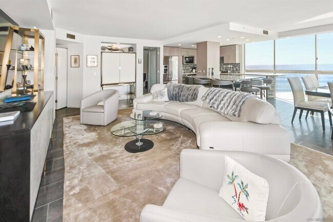 1780 Avenida Del Mundo Coronado, CA 92118 photo 4