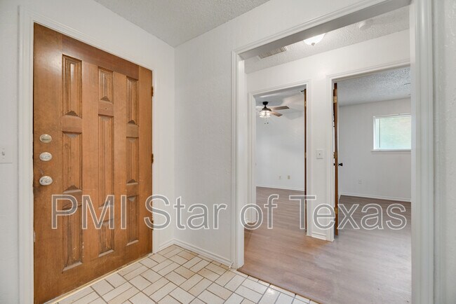 2128 Teakwood Lane, Plano, TX 75075 photo 2
