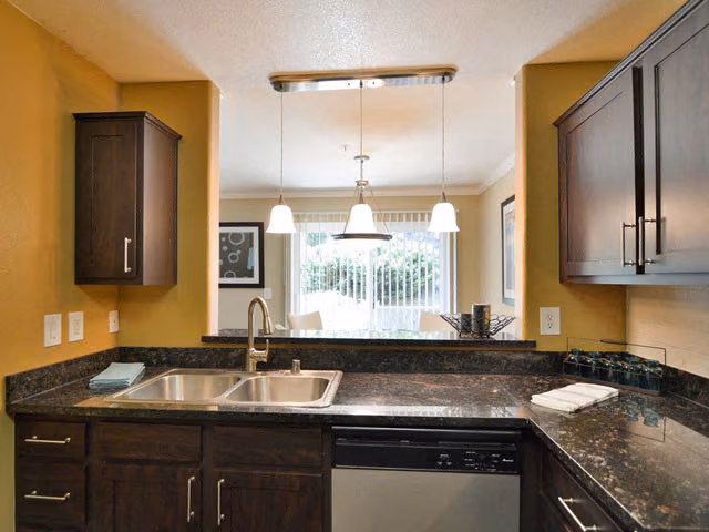 Crooked Oak At Loma Verde Preserve Apartment Homes photo 4