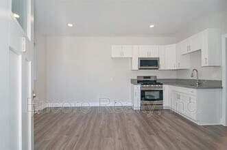 2143 Second Ave San Diego, CA 92101 photo 2